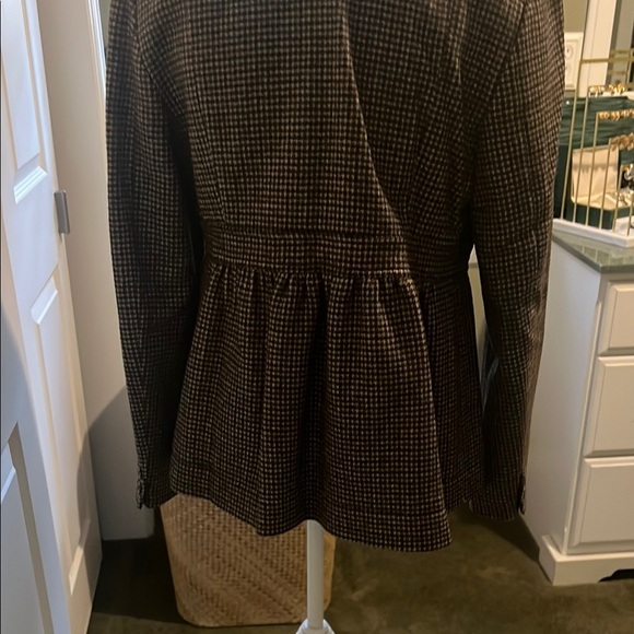 Women's Brown Checkered Jacket banana republic size 10 worn once - Picture 4 of 4